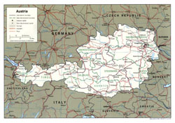 Detailed political and administrative map of Austria with cities and roads.